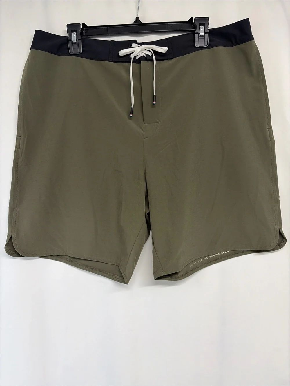 4 FourLaps Mens Size 36 Olive Green Black Band Lightweight 8” Board Shorts
